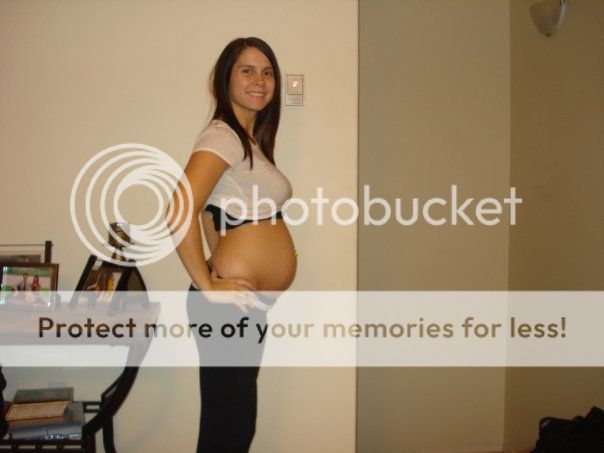 16 Weeks Pregnant Belly Pictures