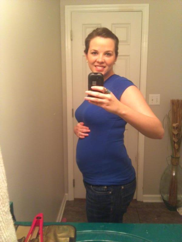 16 Weeks Pregnant Pictures