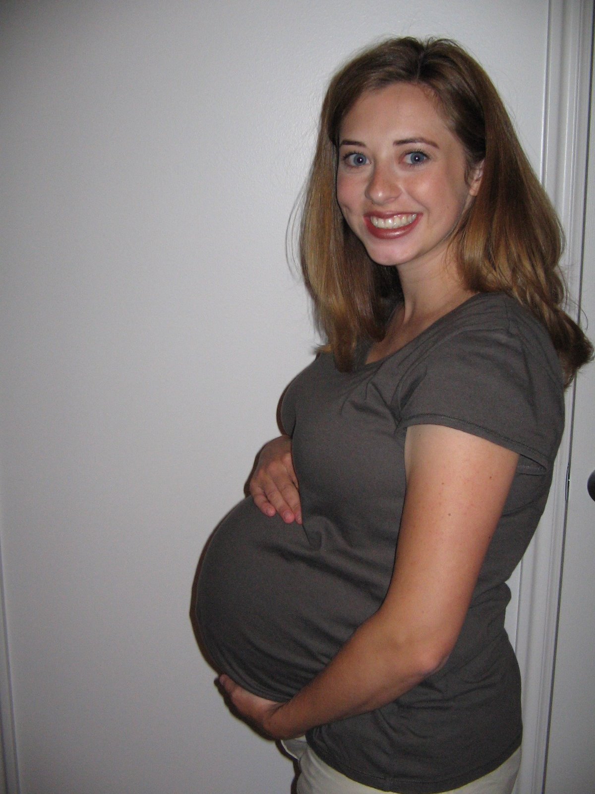 16 Weeks Pregnant With Twins