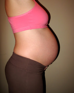 16 Weeks Pregnant With Twins Belly