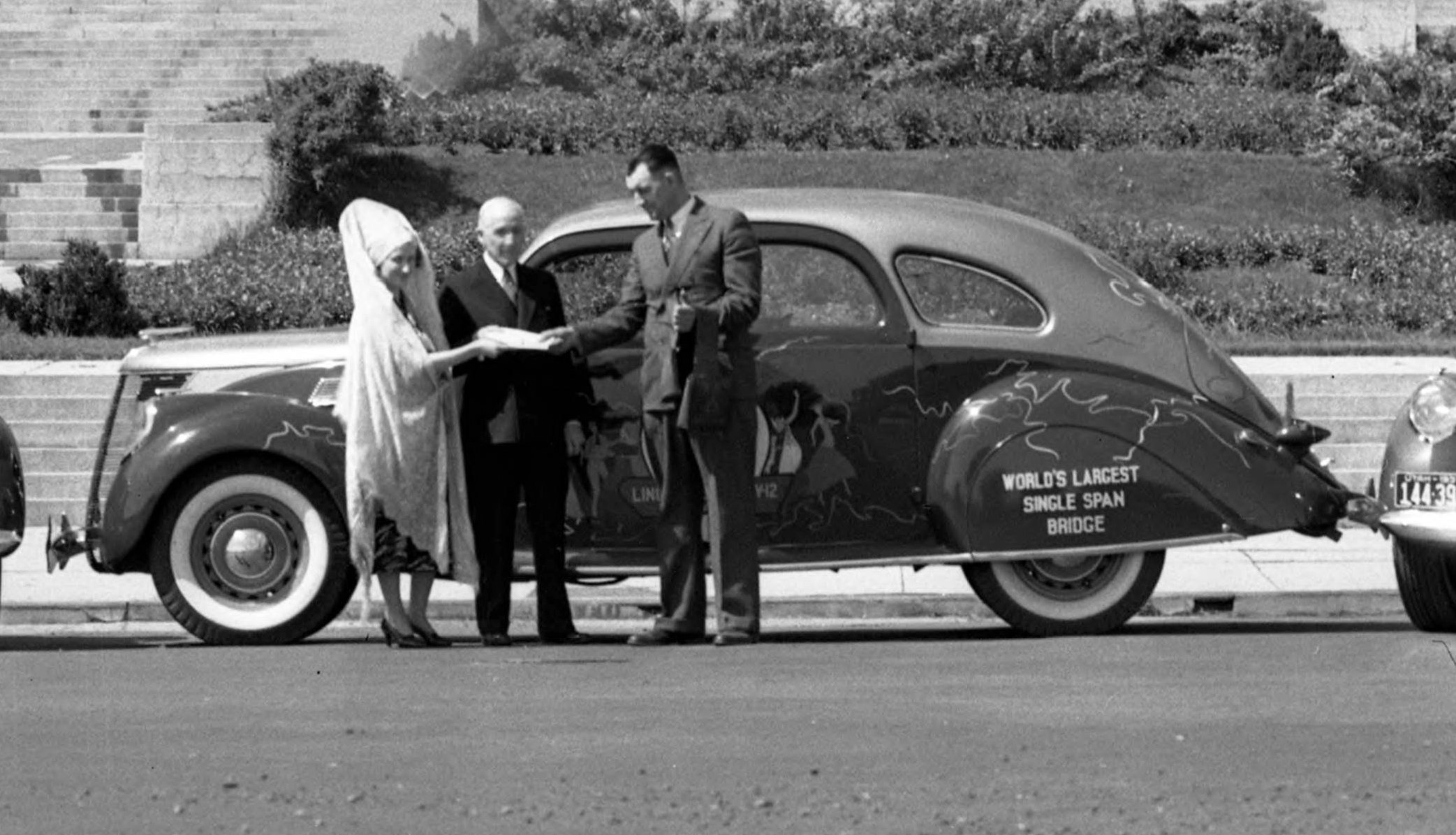 Lincoln Zephyr.html