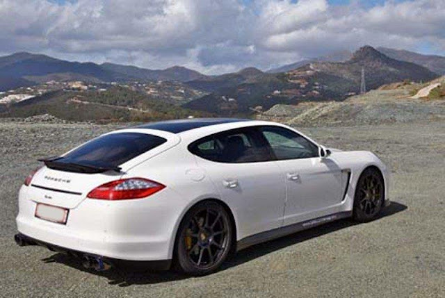 Porsche Panamera.html