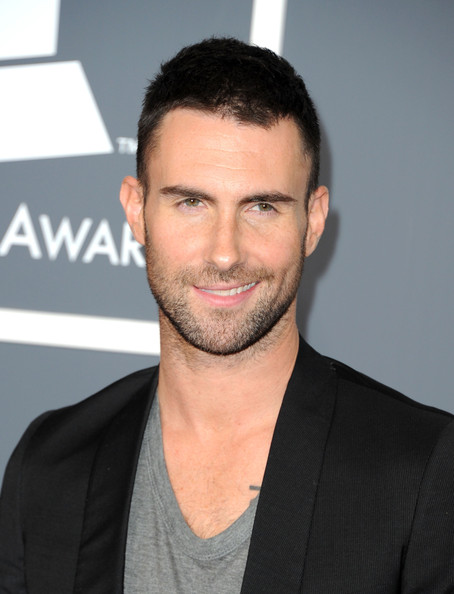 Adam Levine Hairstyle Tutorial