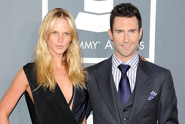 Adam Levine Maroon 5 Girlfriend