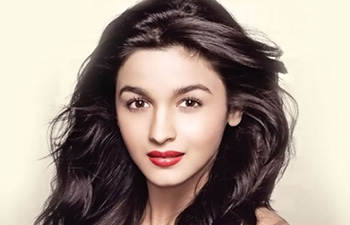 Alia Bhatt Hot Wallpaper Free Download