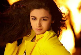 Alia Bhatt Hot Wallpaper Free Download