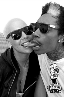 Amber Rose And Wiz Khalifa Kissing