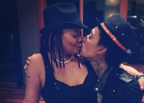 Amber Rose And Wiz Khalifa Kissing