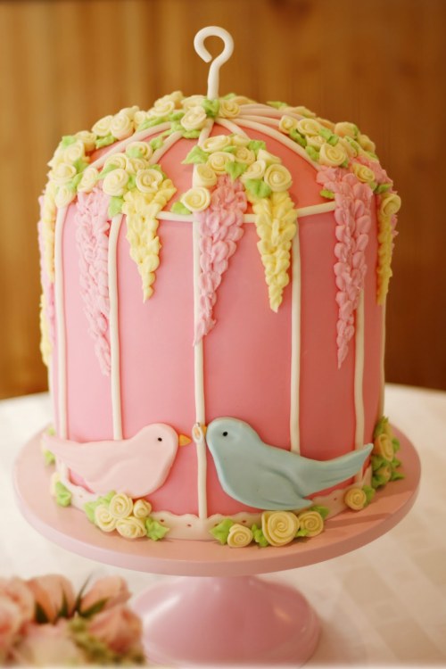 Amber Rose Baby Shower Cake