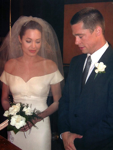 Angelina Jolie And Brad Pitt Wedding Photos