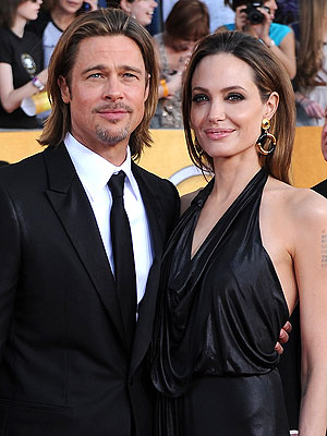 Angelina Jolie And Brad Pitt Wedding Photos