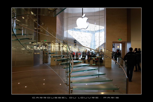 Apple Store Paris Map