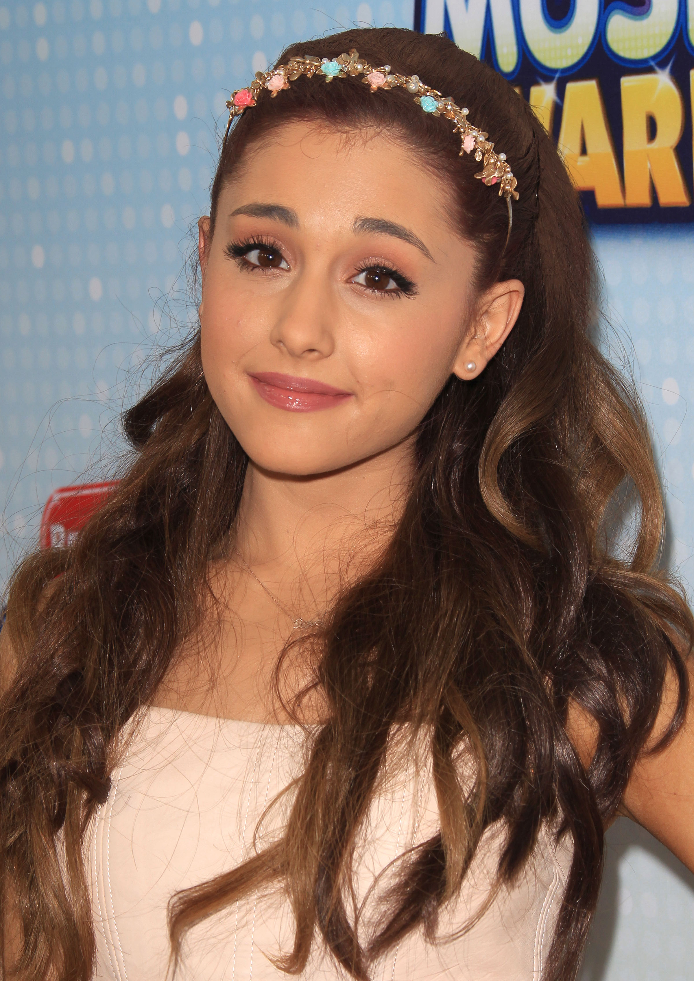 Ariana Grande 2013 Photoshoot The Way