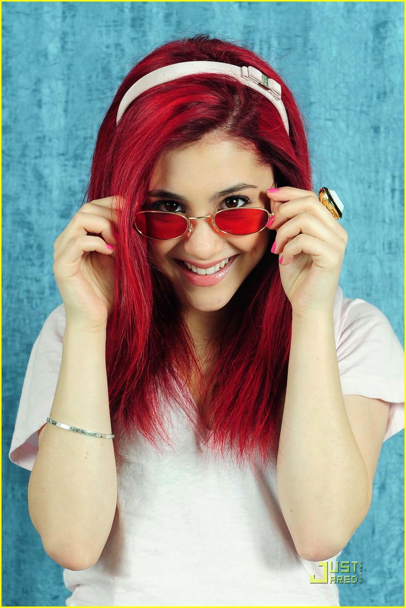 Ariana Grande Victorious Hairstyles