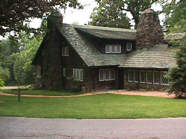 Arts And Crafts House