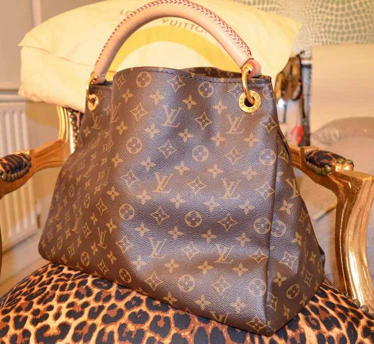 Artsy Mm Louis Vuitton Review