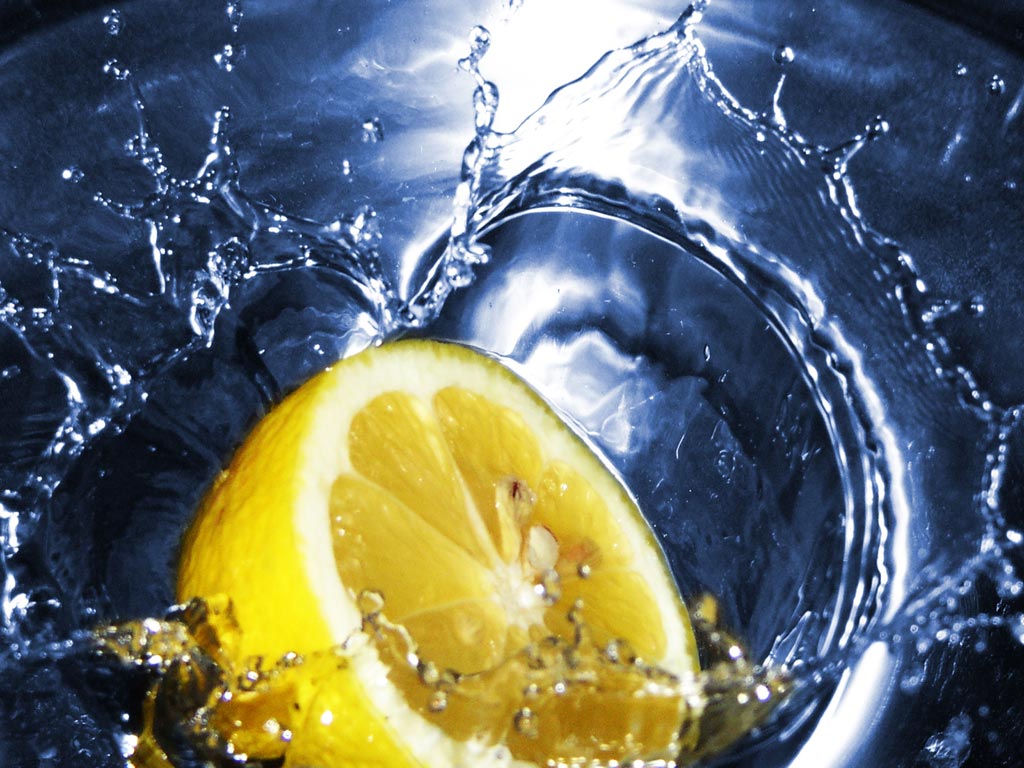 Benefits Of Drinking Water With Lemon And Honey