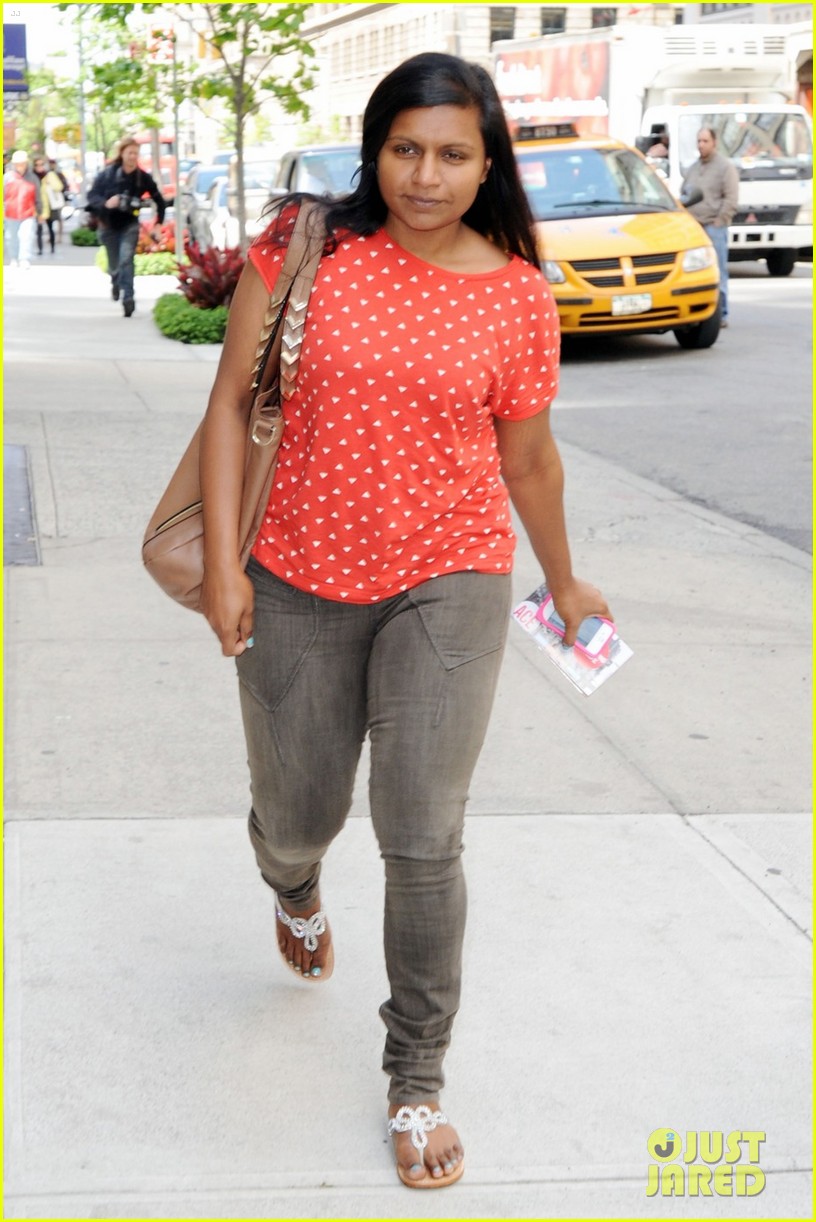 Bj Novak Mindy Kaling Relationship