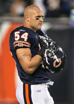 Brian Urlacher Hits