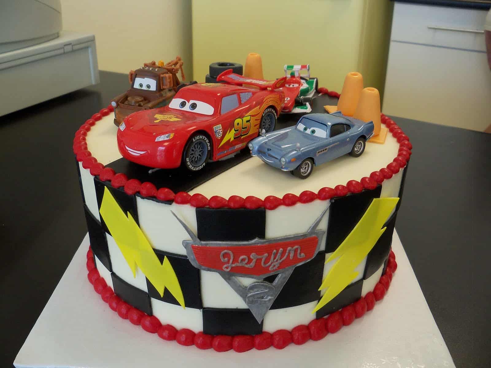 Cars Cake Pictures