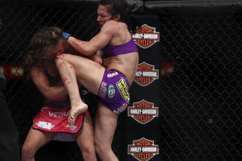 Cat Zingano Body