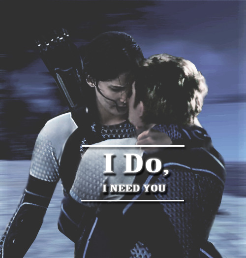 Catching Fire Movie Katniss And Peeta Kissing