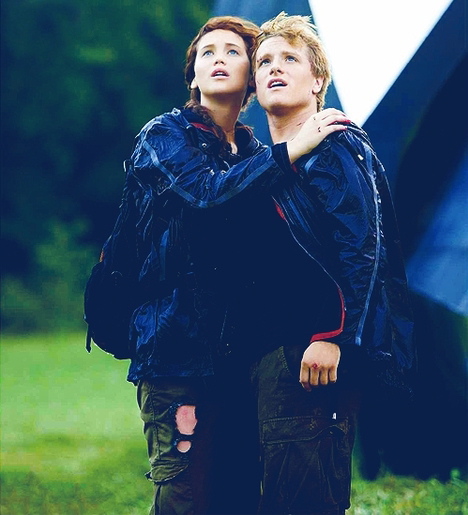 Catching Fire Movie Katniss And Peeta Kissing