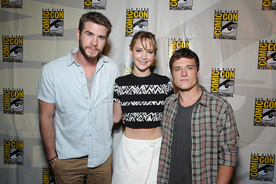 Catching Fire Trailer Comic Con Youtube