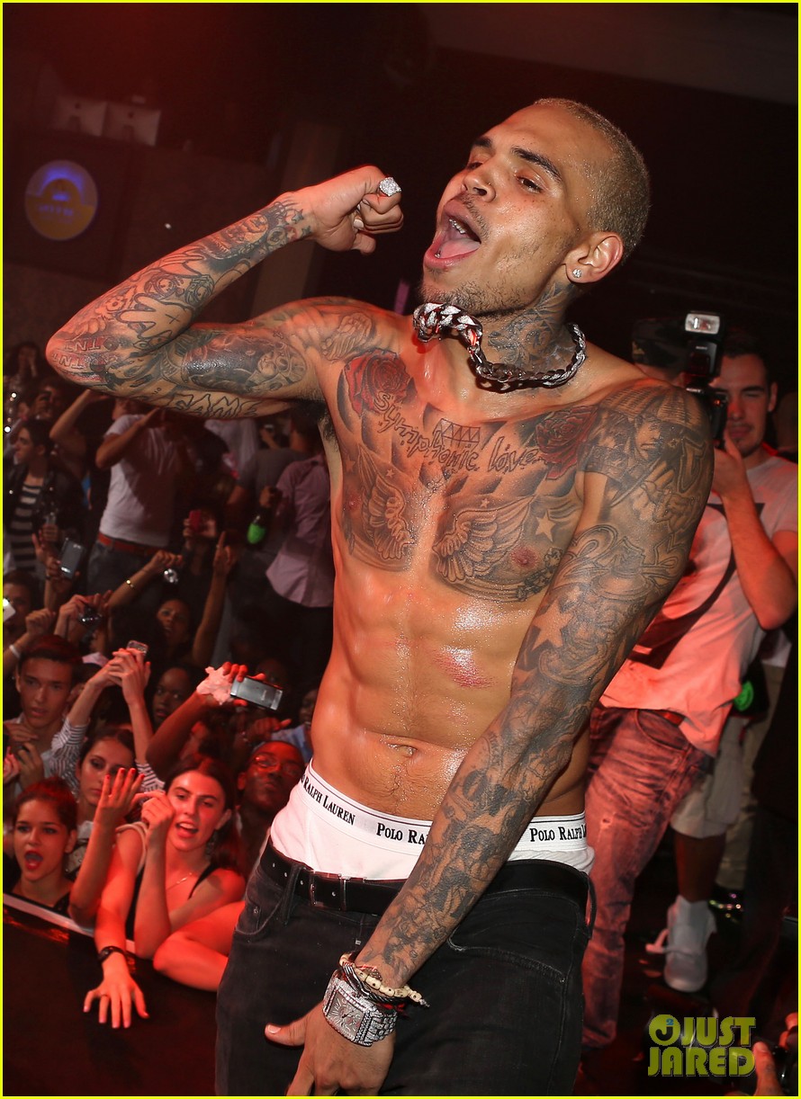 Chris Brown 2013 Shirtless