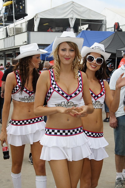 Clipsal 500 Grid Girls 2013