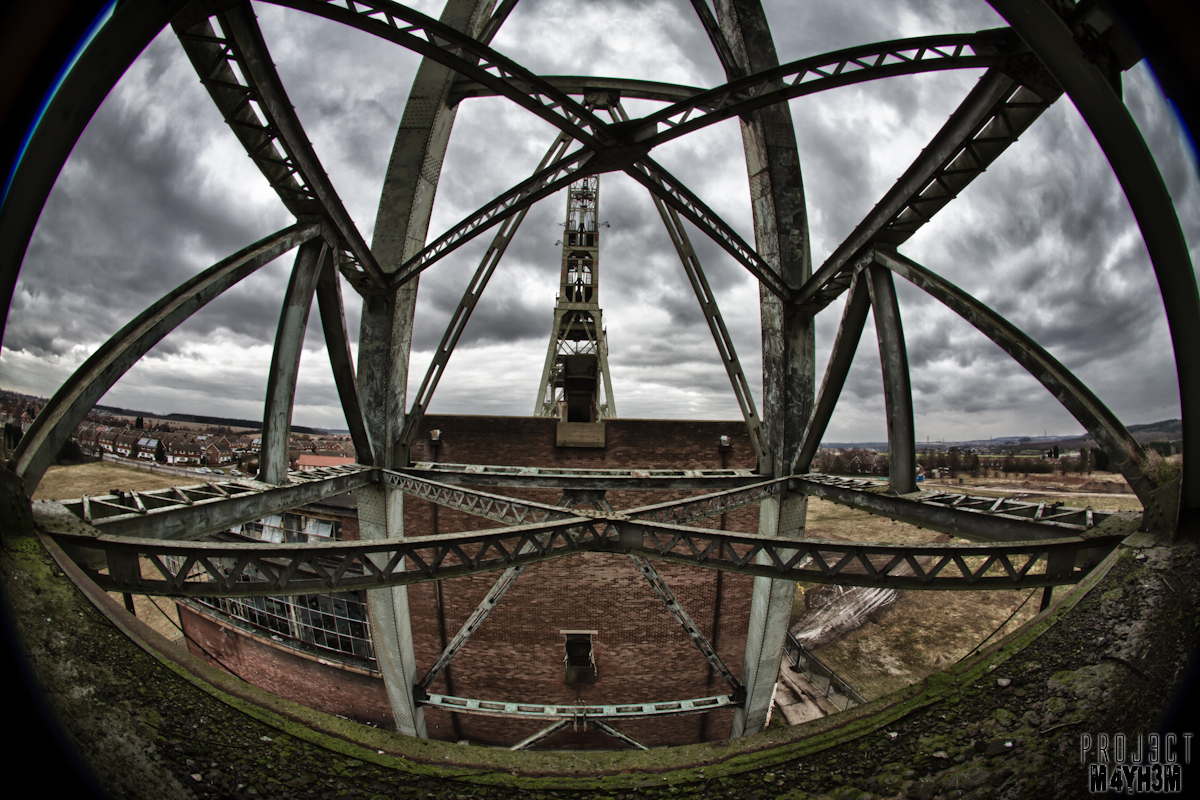 Clipstone Colliery Headstocks Demolition