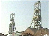 Clipstone Colliery Headstocks Demolition