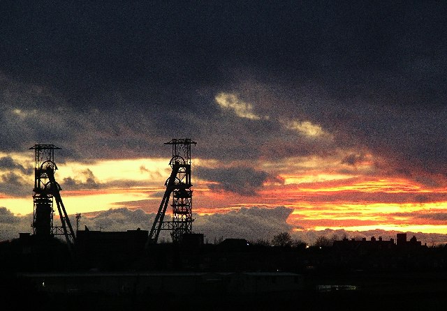 Clipstone Colliery Headstocks Demolition