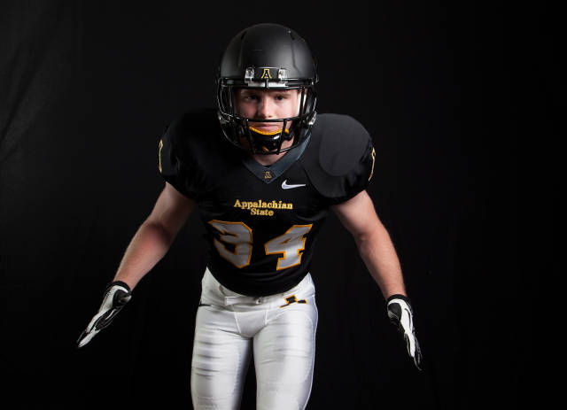 College Football Uniforms 2014