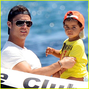 Cristiano Ronaldo Jr Real Mother