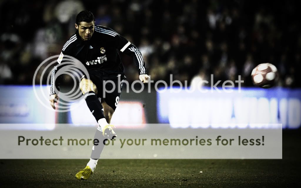 Cristiano Ronaldo Real Madrid Free Kick Wallpaper