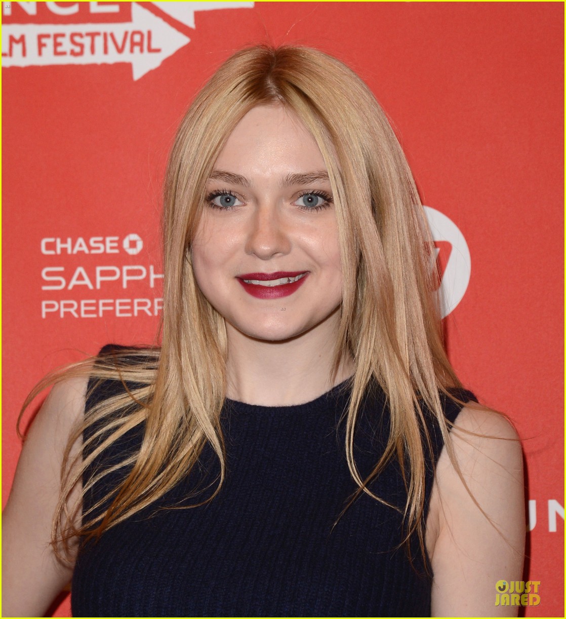 Dakota Fanning Very Good Girls Pictures