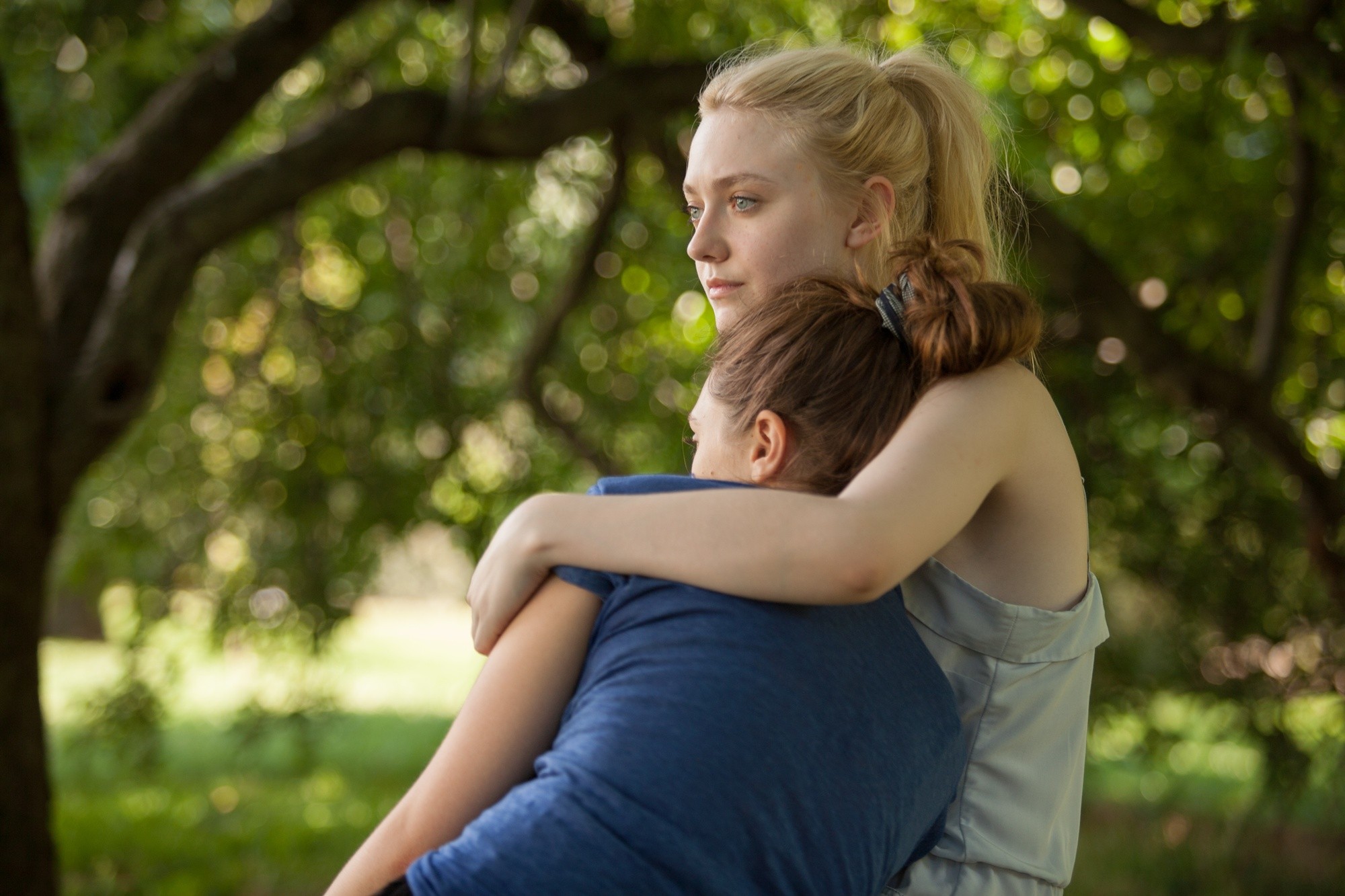 Dakota Fanning Very Good Girls Screencaps