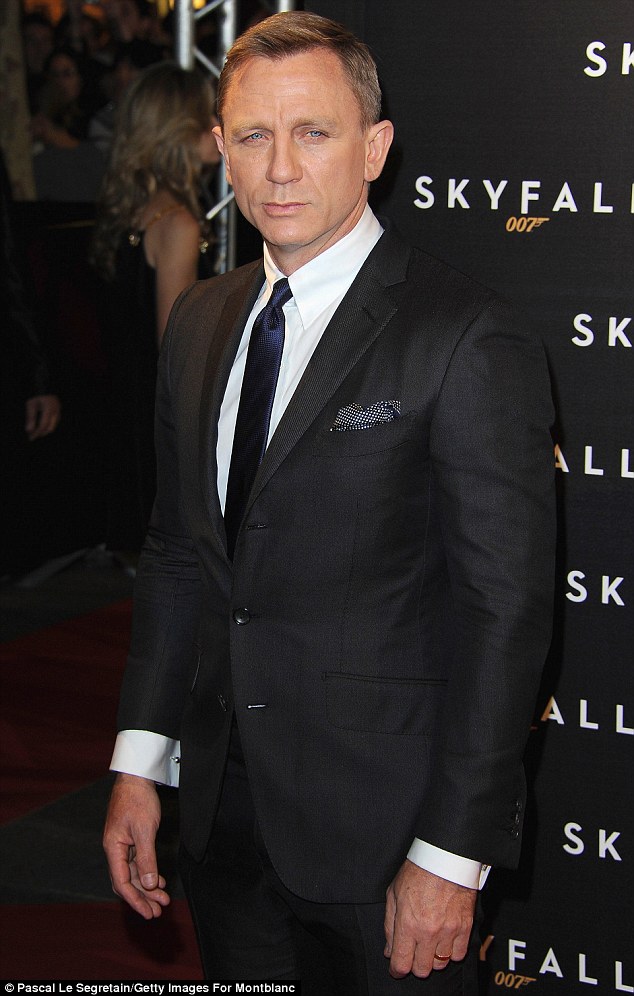 Daniel Craig James Bond Skyfall Wardrobe