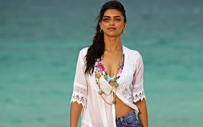 Deepika Padukone Hot Pics 2013