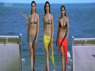 Deepika Padukone Hot Wallpapers In Bikini