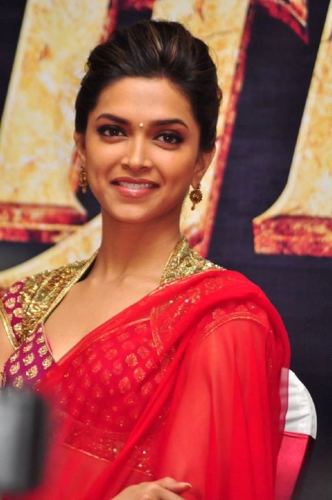 Deepika Padukone In Saree