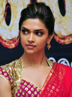 Deepika Padukone In Saree In Desi Boyz