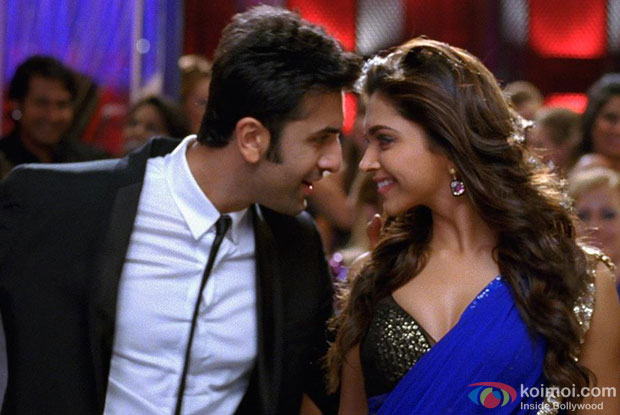 Deepika Padukone In Saree In Yeh Jawani Hai Deewani