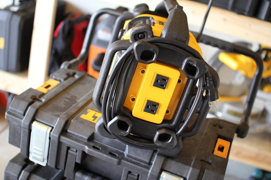 Dewalt Worksite Radio 20v