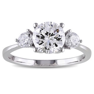 Engagement Rings For Men And Women Online