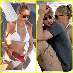 Enrique Iglesias And Anna Kournikova 2013