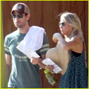 Enrique Iglesias Anna Kournikova Vacation