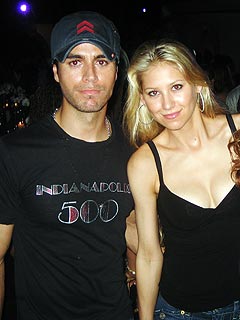 Enrique Iglesias Girlfriend Pregnant