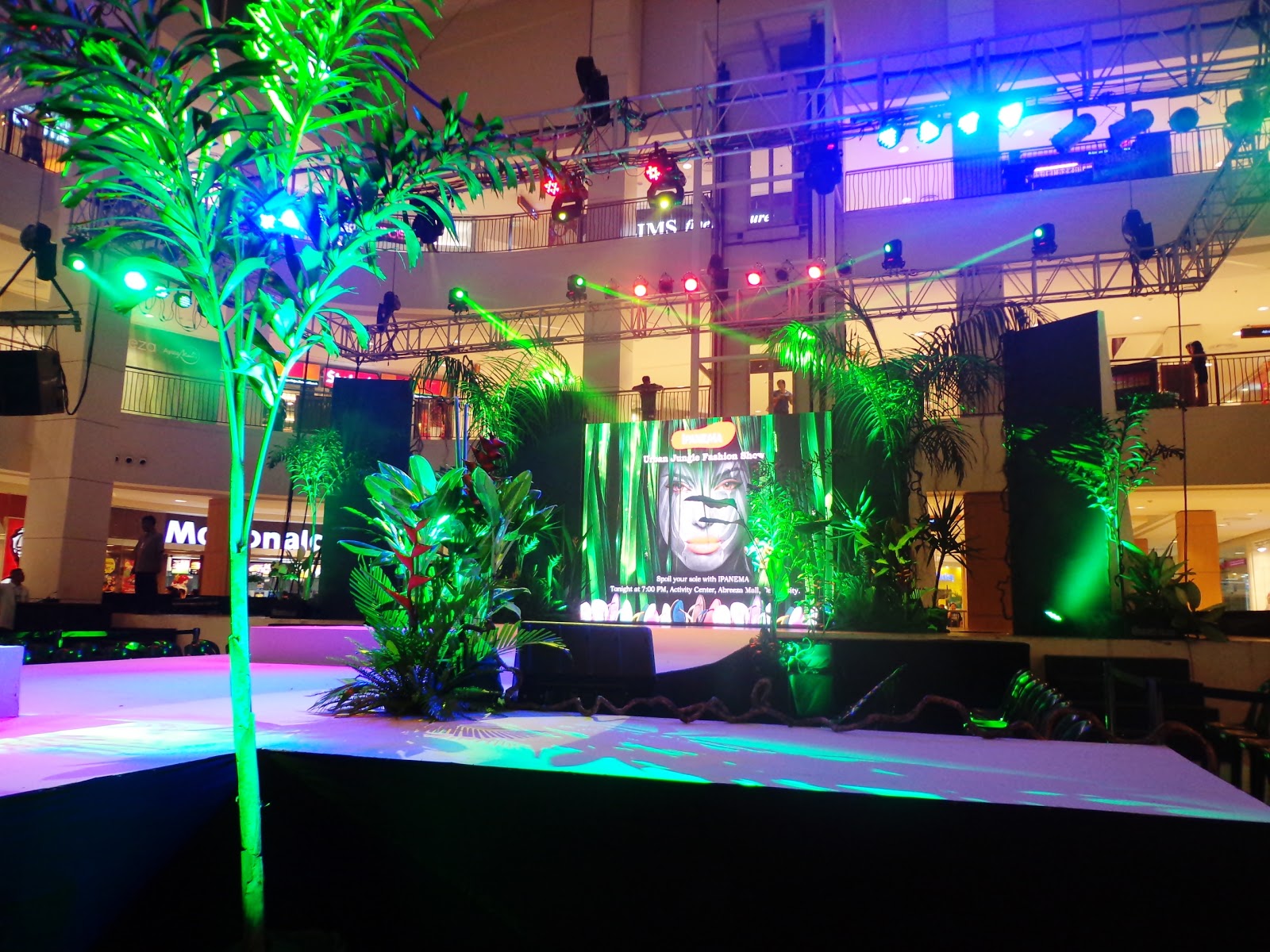 Fashion Show Stage Setup